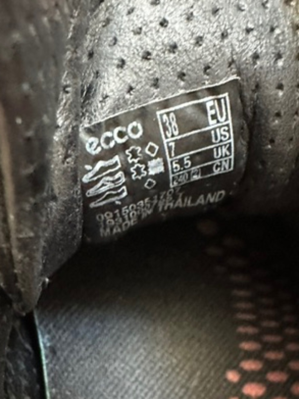 ECCO lightweight Walking shoes size 7.0 Women's - Picture 3 of 3